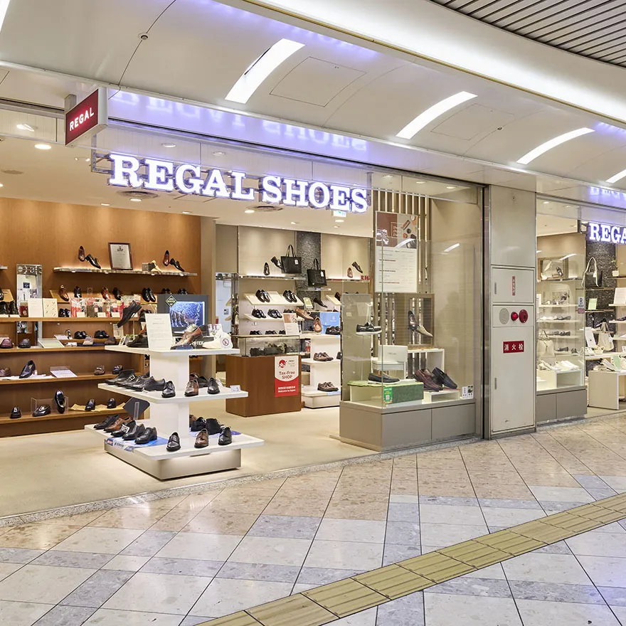 REGAL  SHOES